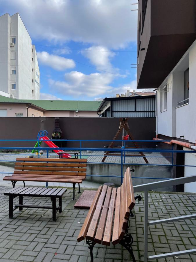 Ferienwohnung Yellow Ns Novi Sad Exterior foto